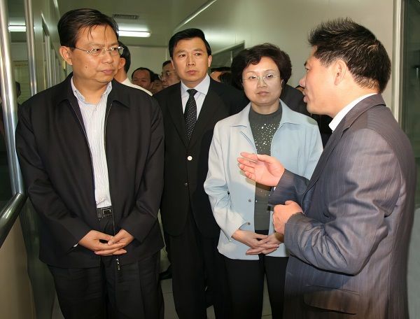 中央政治局常委、十四屆全國人大常委會(huì)委員長趙樂際視察遠(yuǎn)東