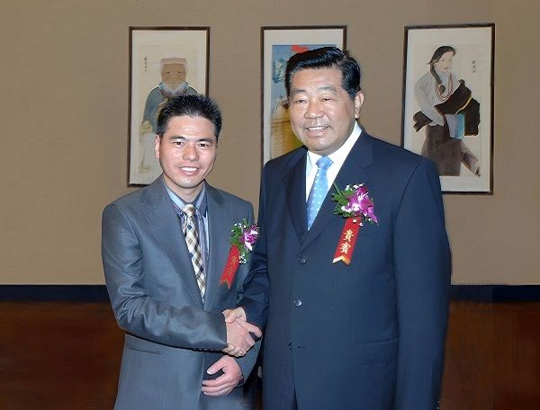 第十七屆中央政治局常委，第十一屆全國政協(xié)主席賈慶林接見蔣錫培